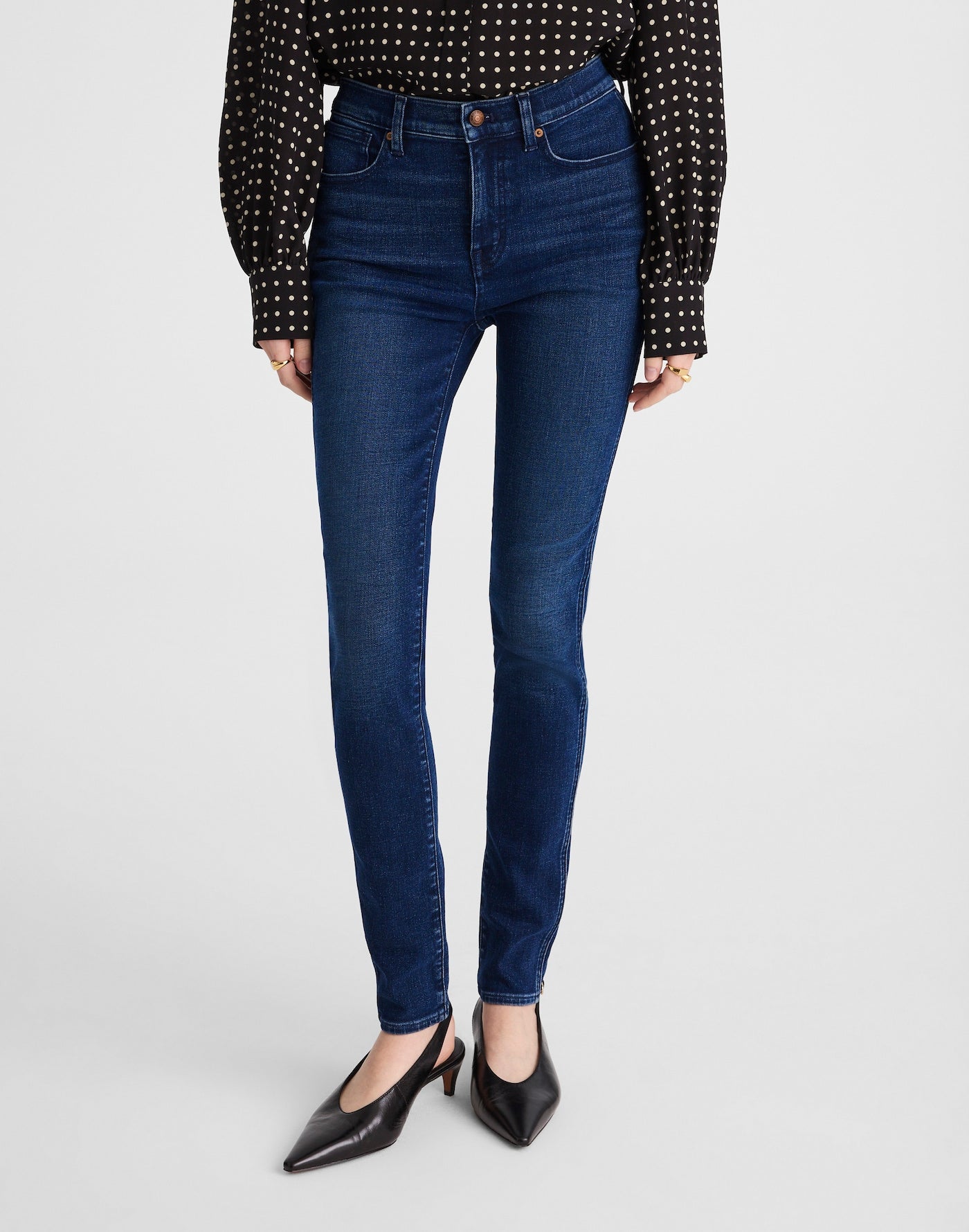 Madewell The Skinny Jean in Kingston Wash 85% Cotton 13% Recycled Polyester 2% Elastane