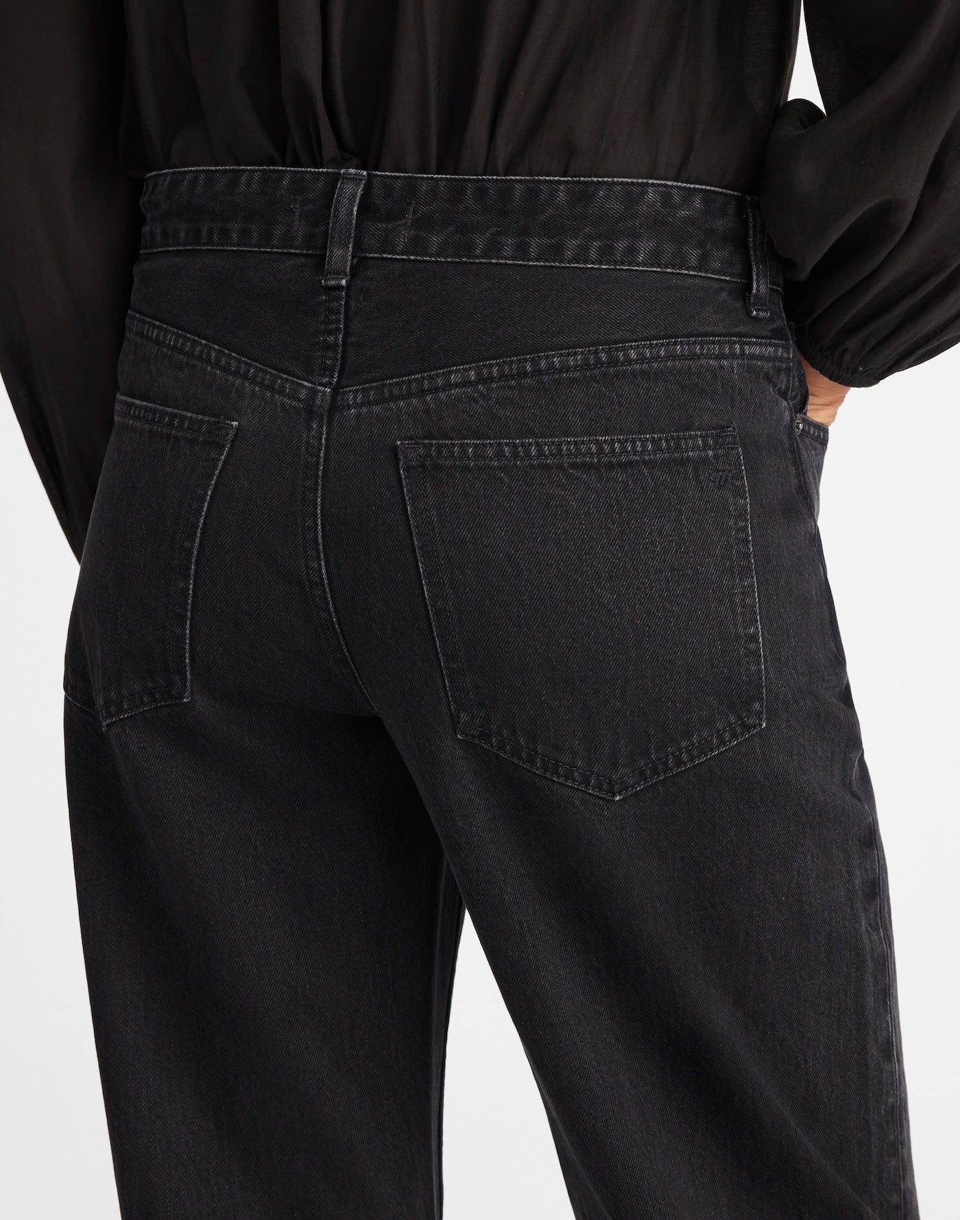 Madewell The Darted Barrel-Leg Jean in Vintage Canvas 100% Cotton
