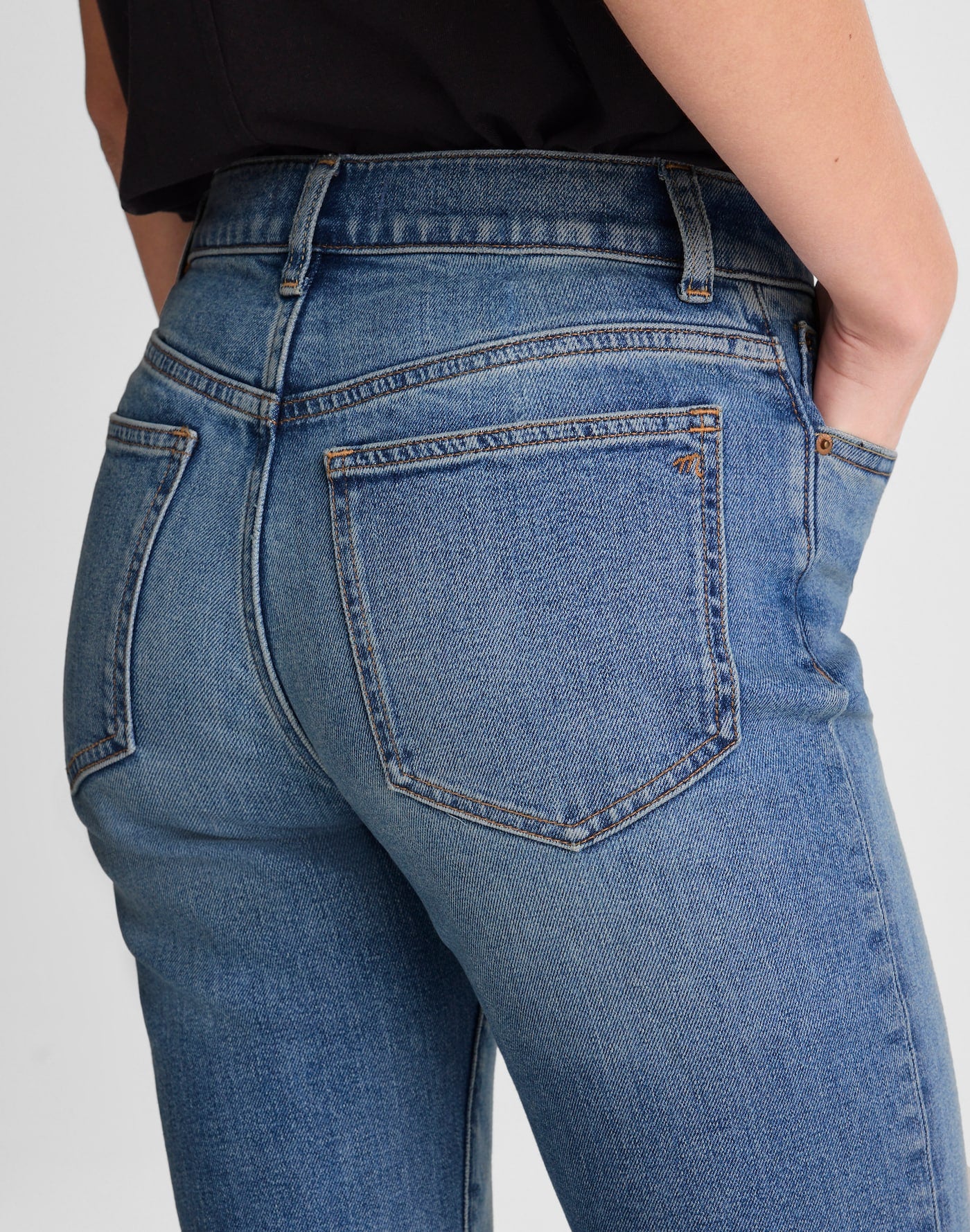 Madewell The Jules Slim-Straight Jean in Rinse Wash 98% Cotton 2% Elastane