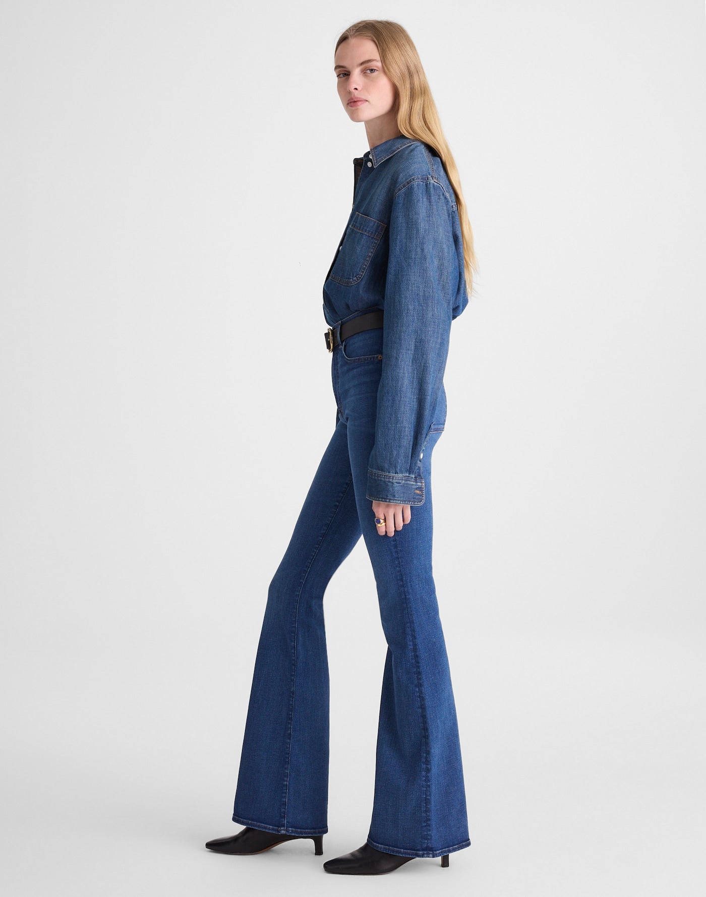 Madewell The Stretch Flare Jean in Carville Wash 91% Cotton 6% Recycled Polyester 3% Elastane