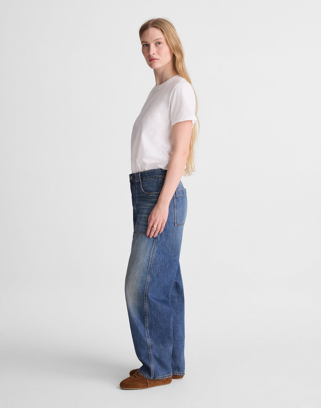 Madewell Circular Darted Barrel-Leg Jean in Irmo Wash 100% Regenagri Cotton
