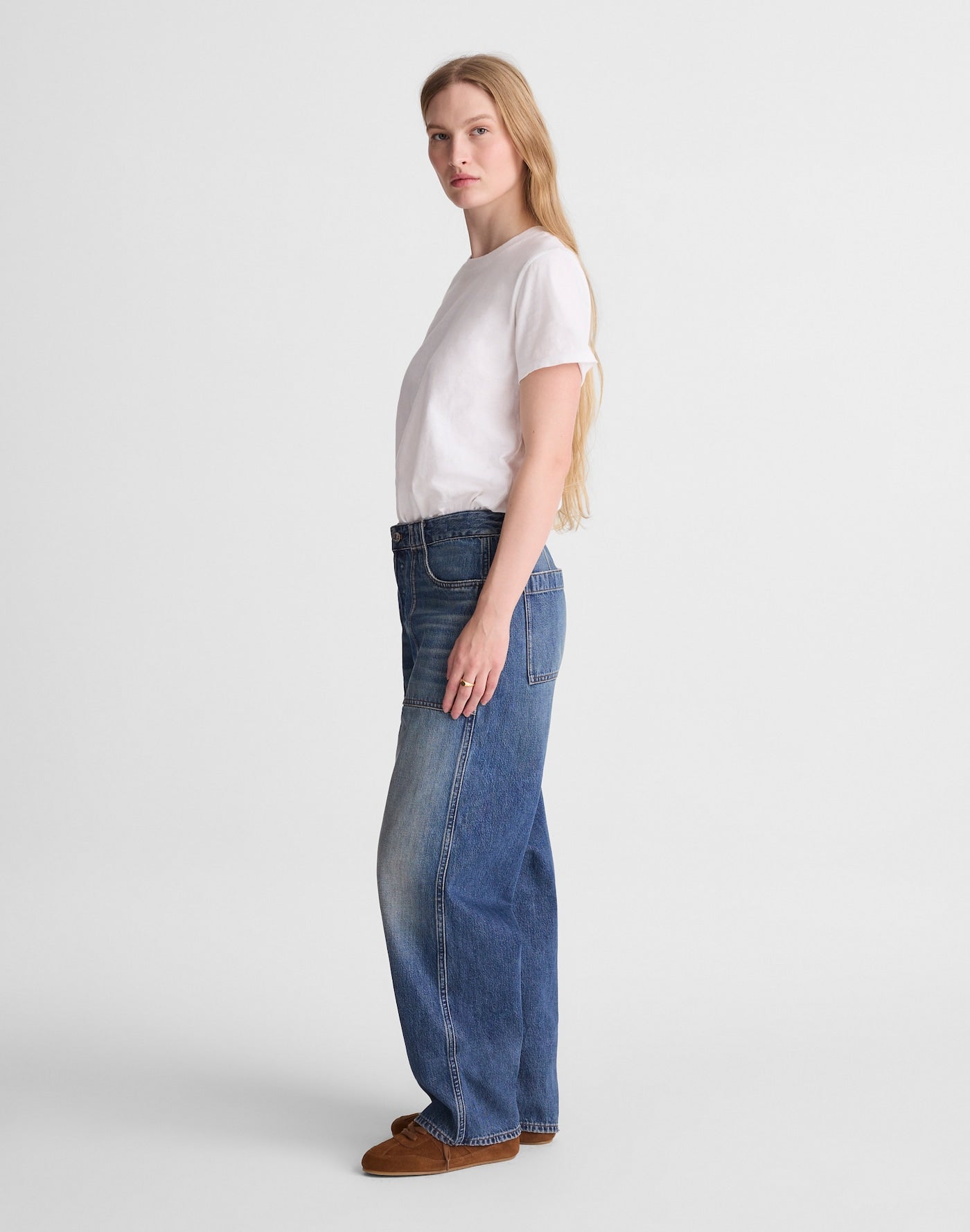 Madewell Circular Darted Barrel-Leg Jean in Irmo Wash 100% Regenagri Cotton