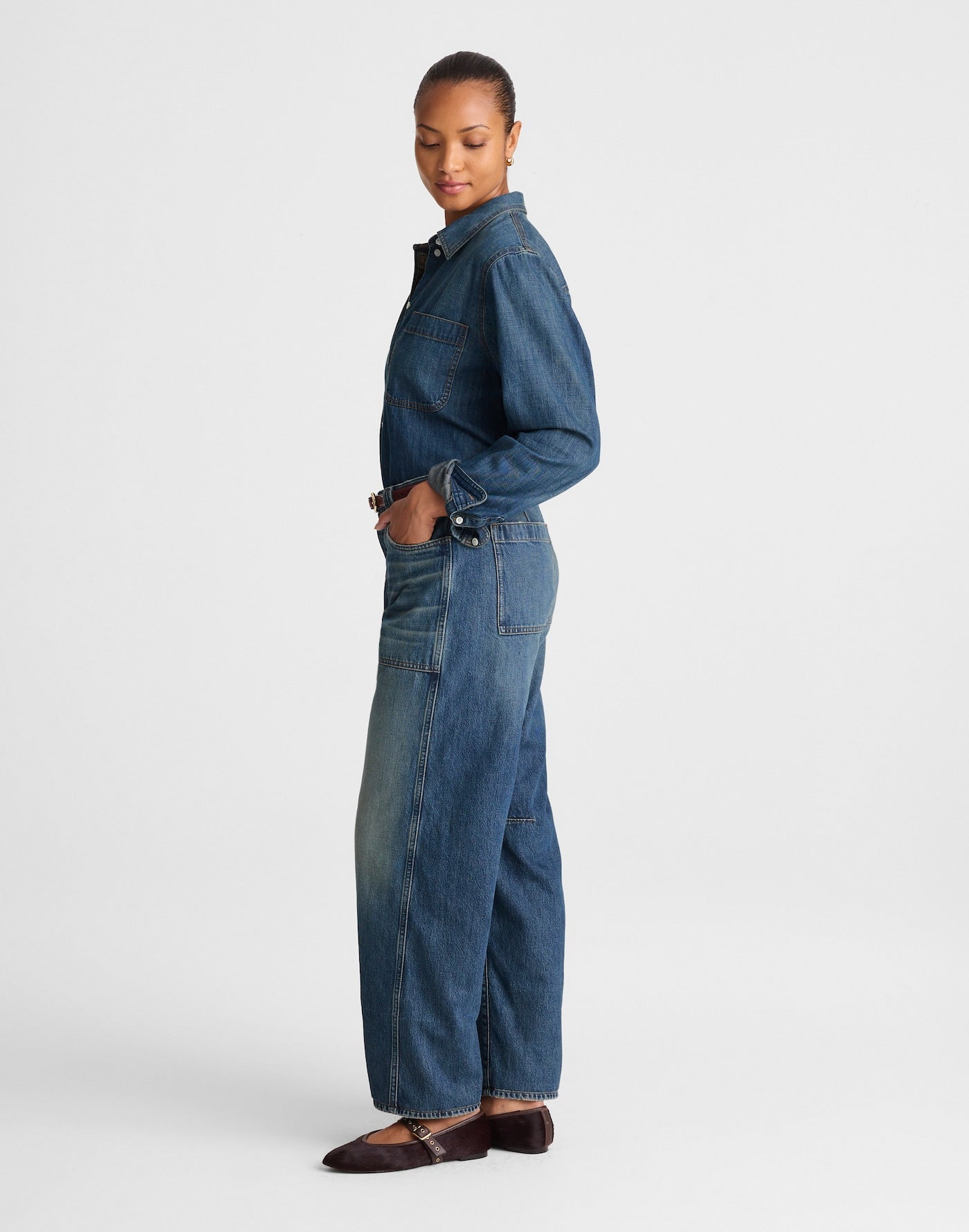 Madewell The Curvy Darted Barrel-Leg Jean in Irmo Wash 100% Regenagri Cotton