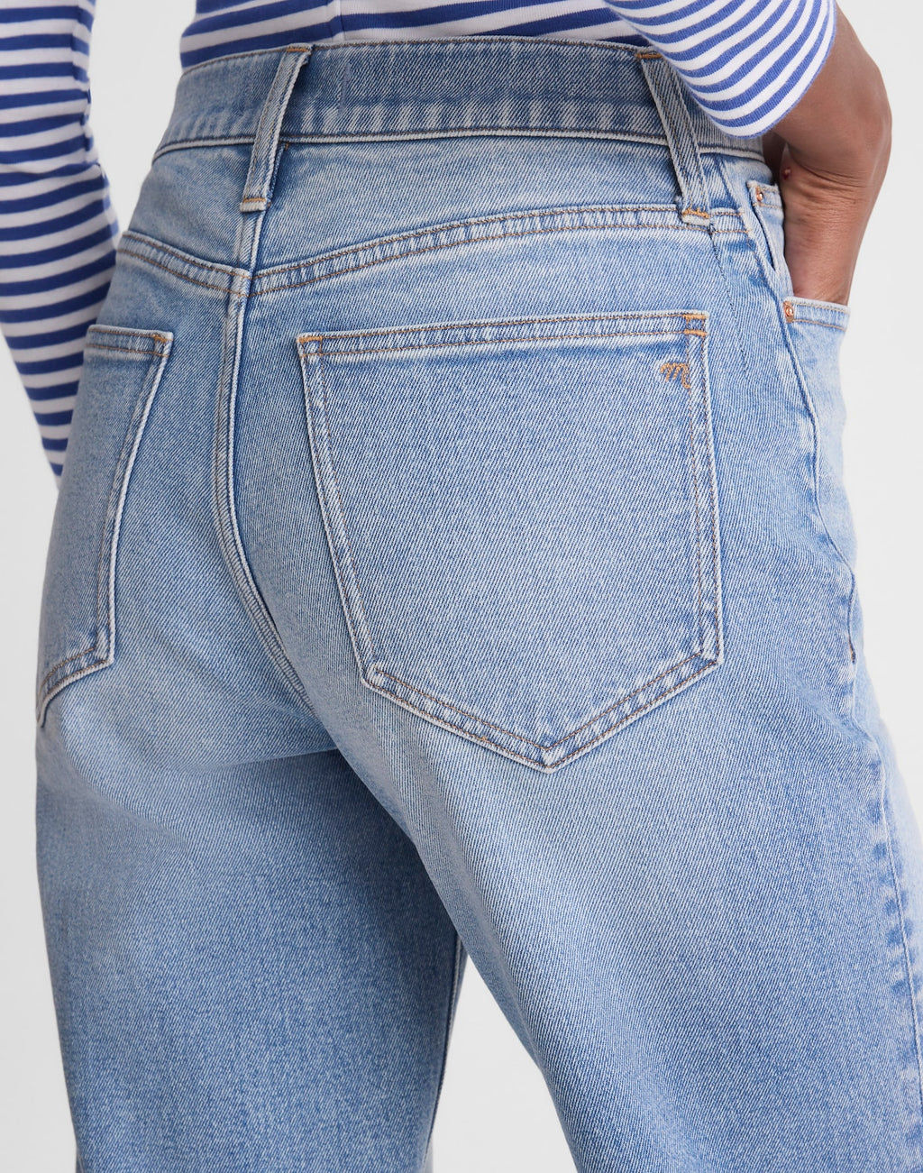 Madewell The Perfect Vintage Wide-Leg Crop Jean in Rigid Denim 96% Regenagri Cotton 3% EME 1% Elastane