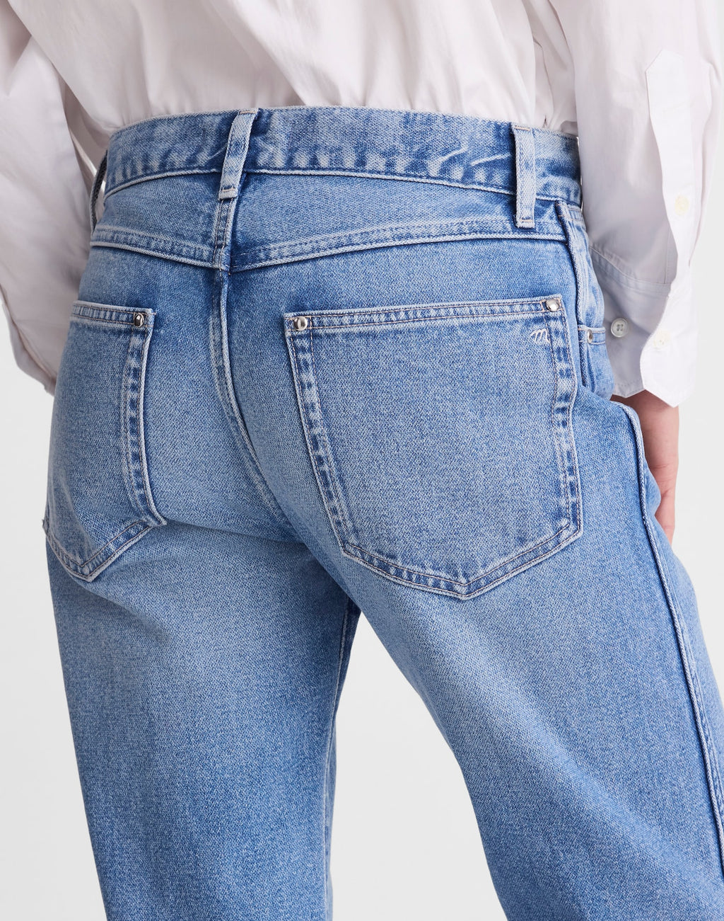 Madewell The Dean Easy Straight Jean in Light Lapis Wash 85% Cotton 15% TENCEL Lyocell