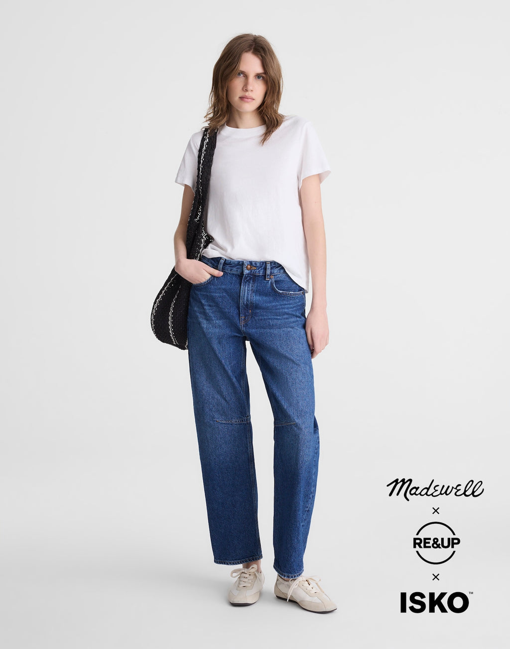 Madewell Circular Darted Barrel-Leg Jean in Heirloom Wash 75% Recycled Cotton 25% Viscose