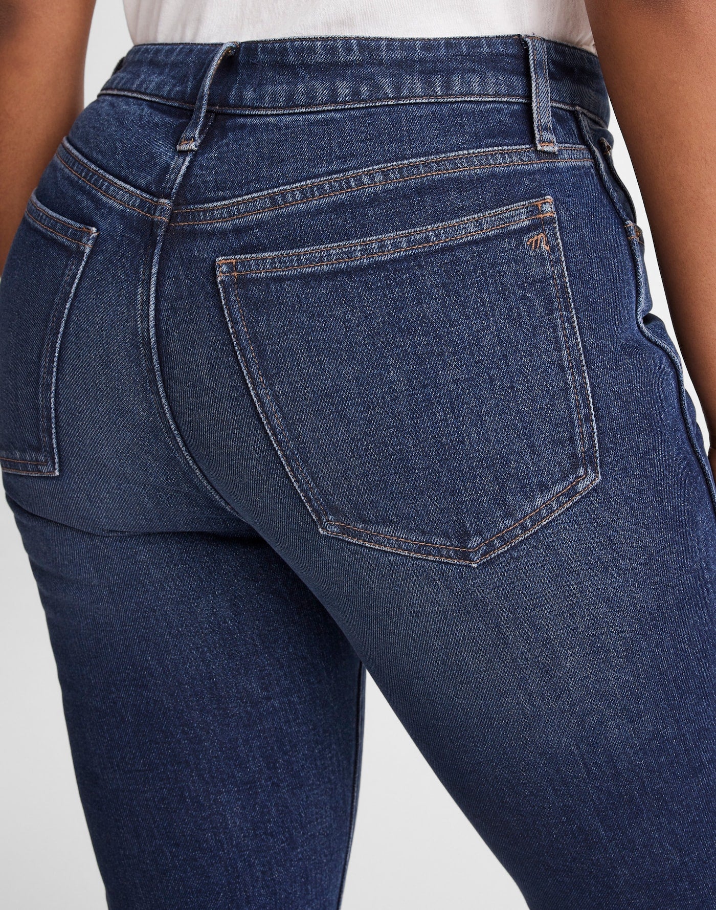 Madewell The Curvy Longline Straight Jean in Midnight Waters Wash 96% Regenagri Cotton 3% EME 1% Elastane