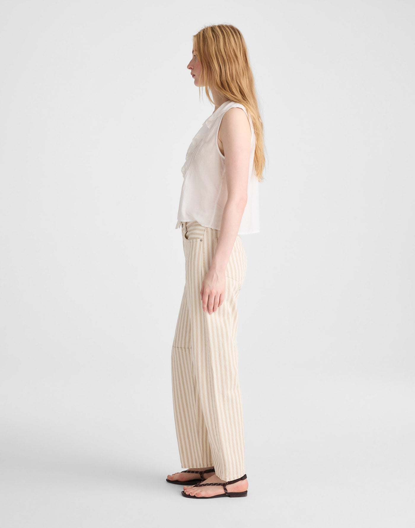 Madewell The Darted Barrel-Leg Jean in Airy Denim 100% Cotton