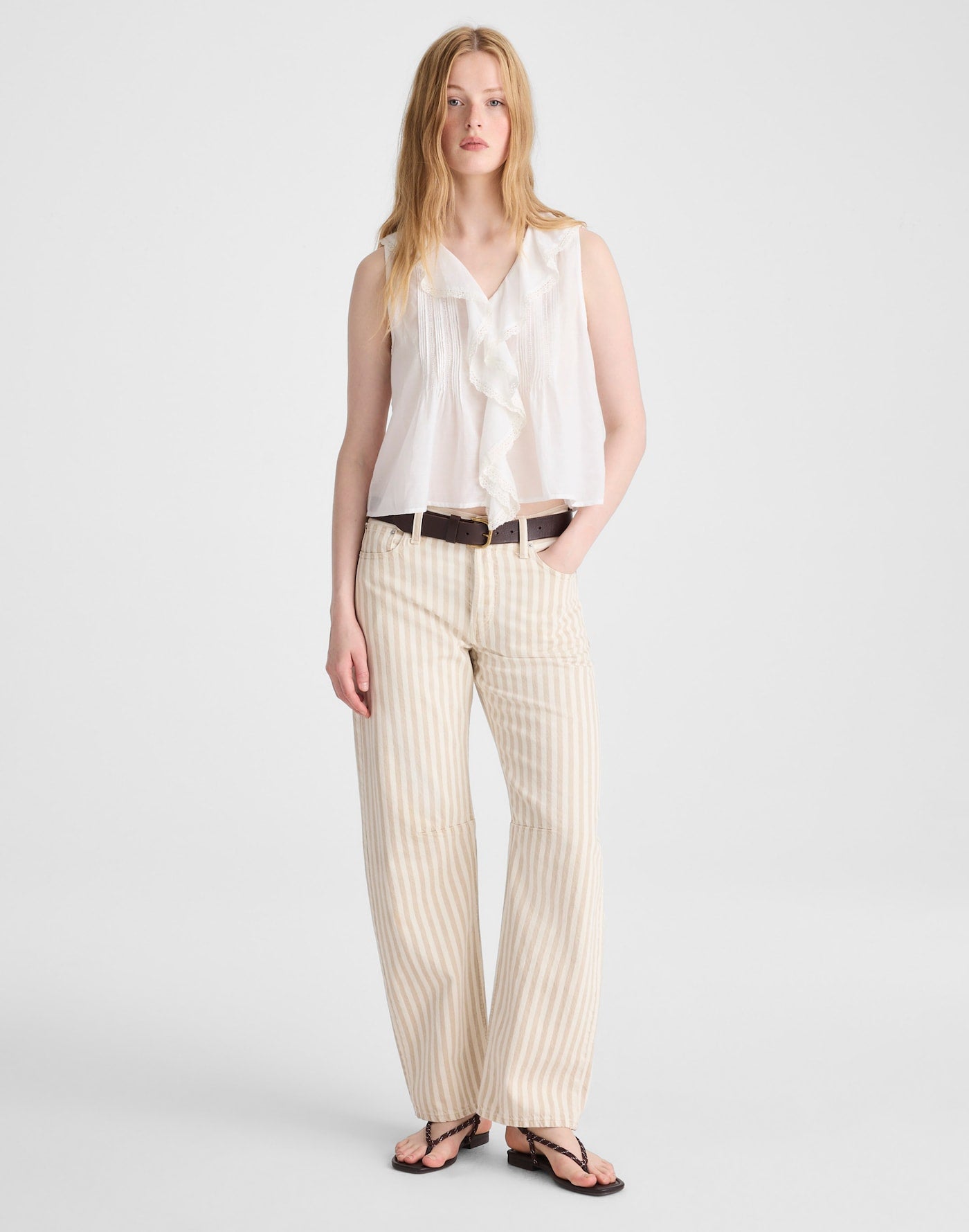 Madewell The Darted Barrel-Leg Jean in Airy Denim 100% Cotton
