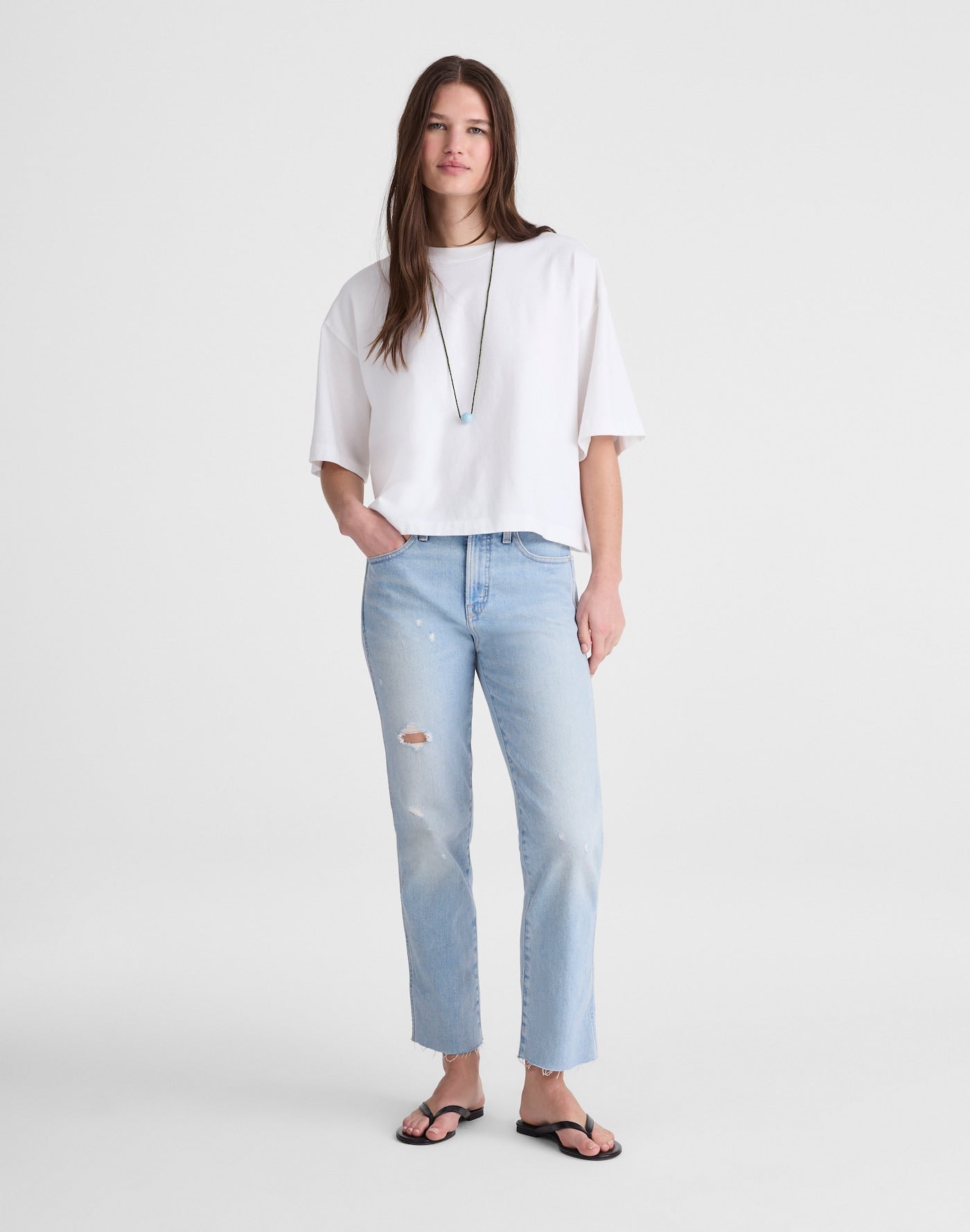Madewell The Longline Straight Crop Jean in Foster Wash 96% Regenagri Cotton 3% Elastomultiester 1% Elastane