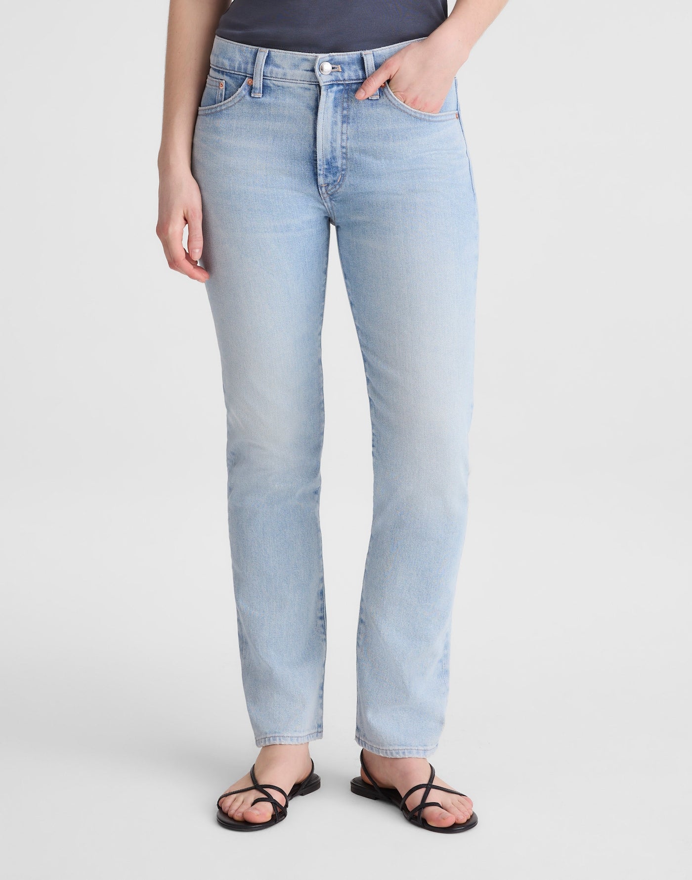Madewell The Jules Slim-Straight Jean in Foster Wash 96% Regenagri Cotton 3% EME 1% Elastane