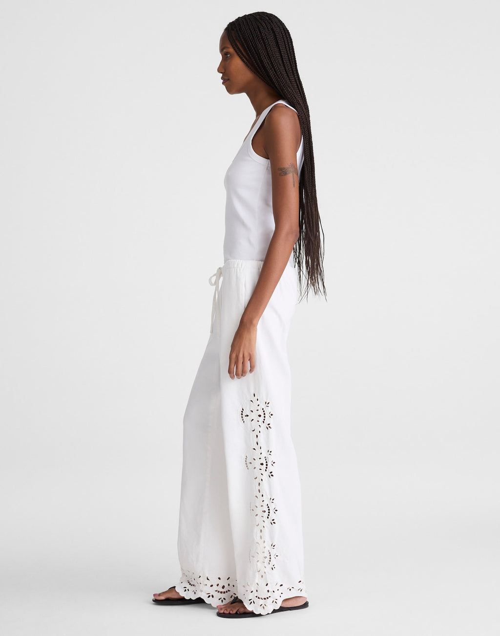 Madewell Embroidered Denim Pull-On Pants in Tile White 58% Cotton 42% TENCEL Lyocell