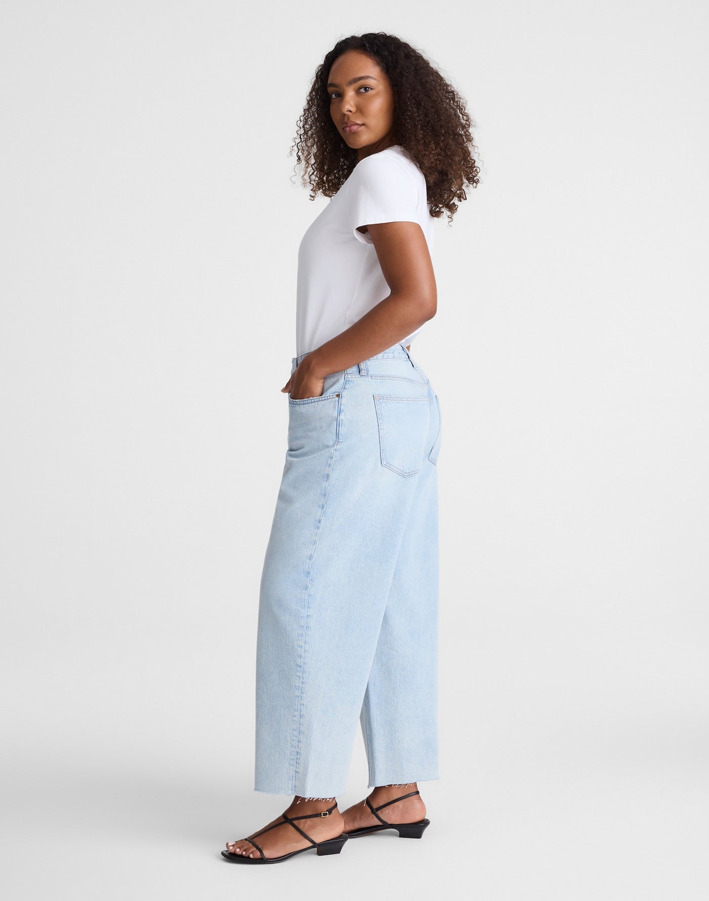 Madewell Curvy Low-Slung Baggy Crop Jeans in Foster Wash 100% Cotton