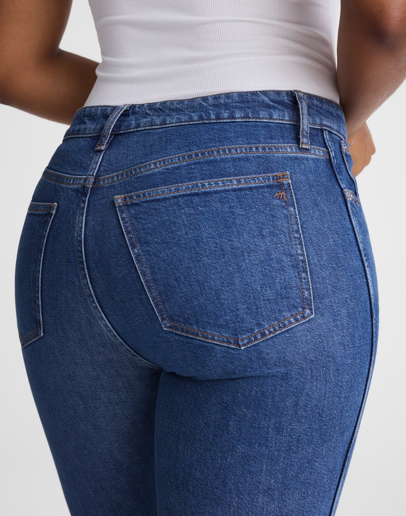 Madewell The Curvy Longline Straight Crop Jean in Marina Blue Wash 99% Cotton 1% Elastane