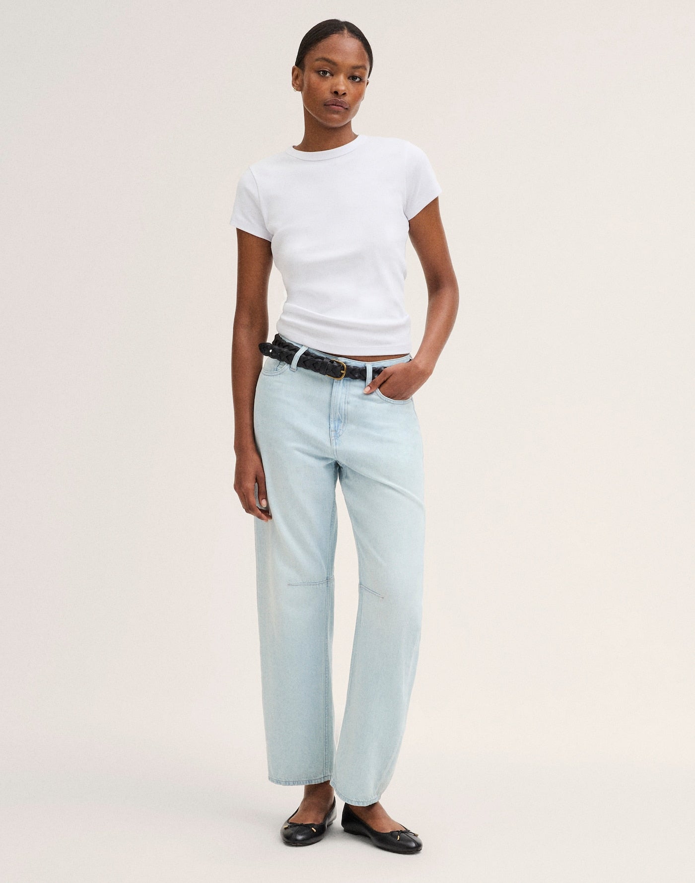 Madewell The Curvy Darted Barrel-Leg Jean in Airy Denim