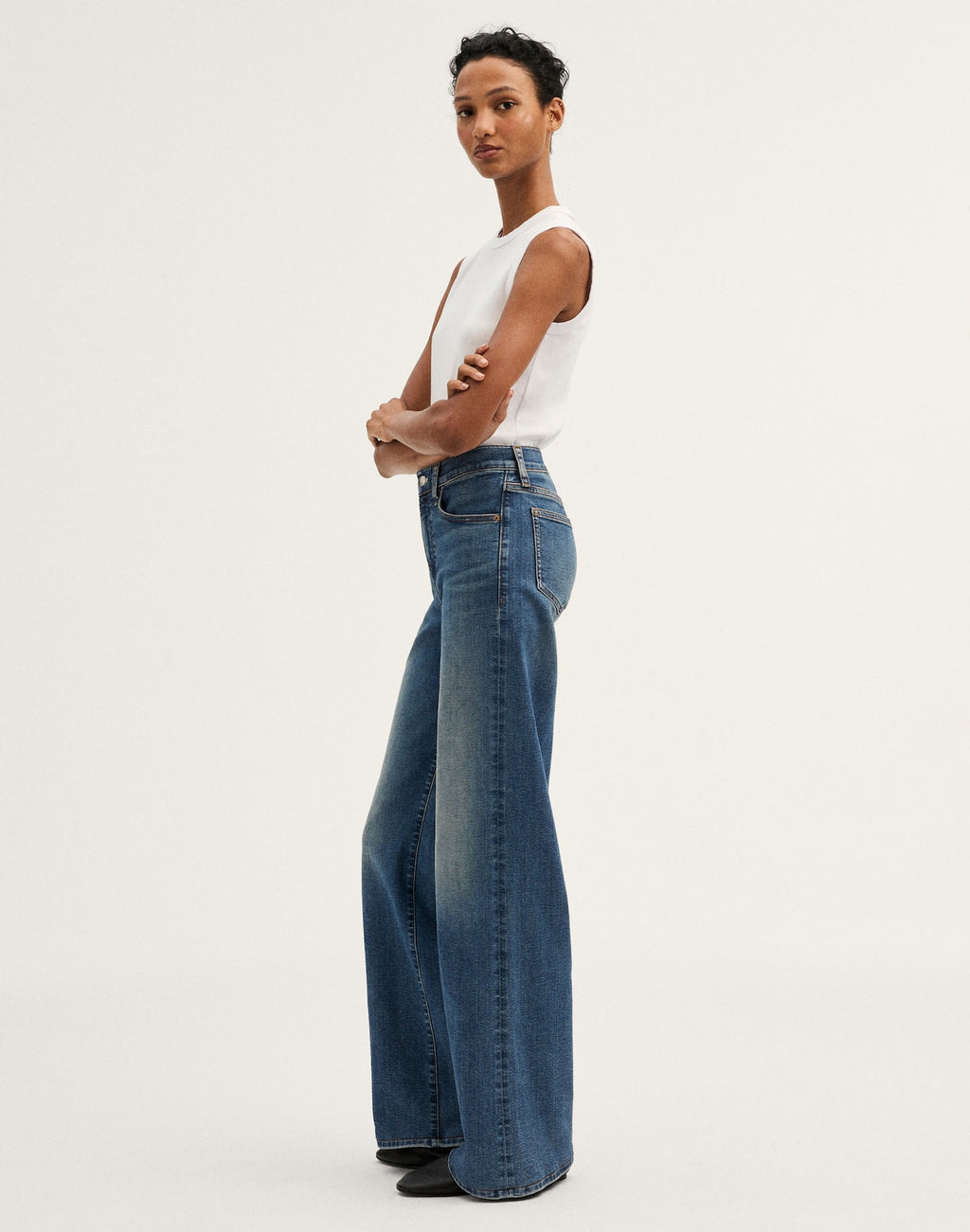 Madewell The Wide-Leg Jean in Sunnyside Wash Super Stretch Denim 74% Cotton 18% Lyocell 6% EME 2% Elastane