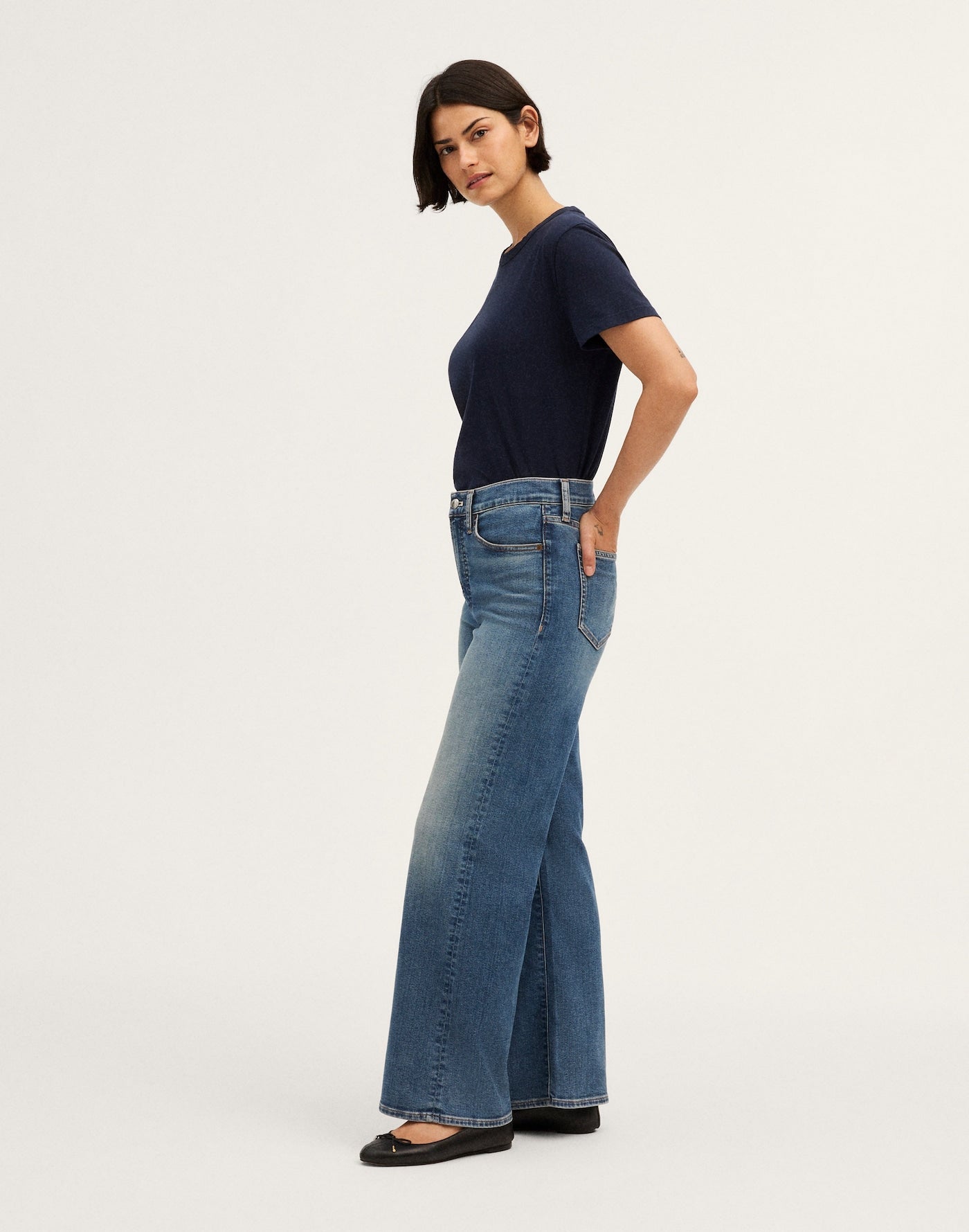 Madewell The Curvy Wide-Leg Jean in Rigid Denim 74% Regenagri Cotton 18% Lyocell 6% EME 2% Elastane